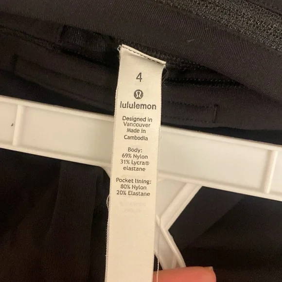 Lululemon black leggings - Picture 6 of 6